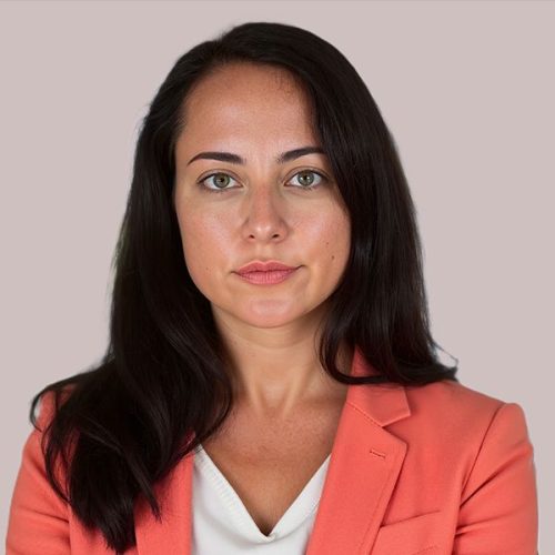 Christina Headhsot 4 white[89]